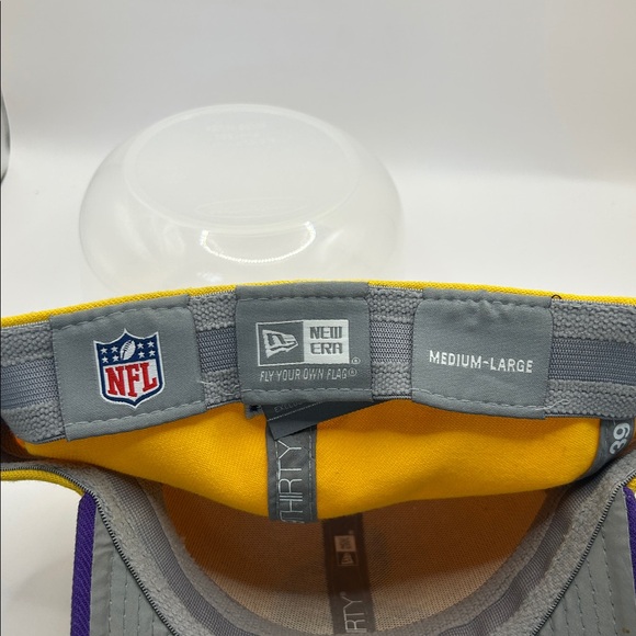 New Era Minnesota Vikings baseball Cap. 39Thirty - Picture 9 of 15